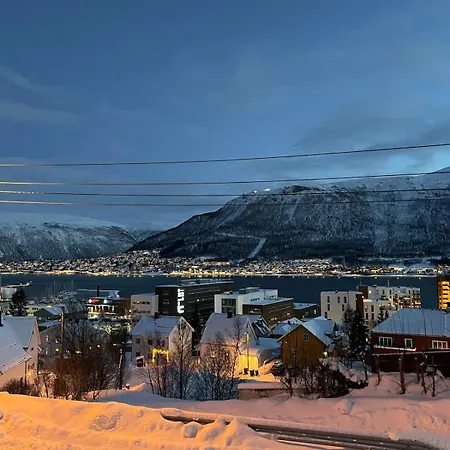 Aurora View With Free Parking 아파트 트롬쇠
