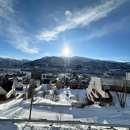 Aurora View With Free Parking *