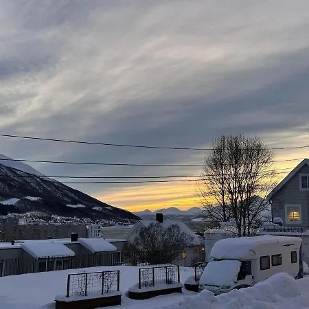 Aurora View With Free Parking Apartment Tromsø