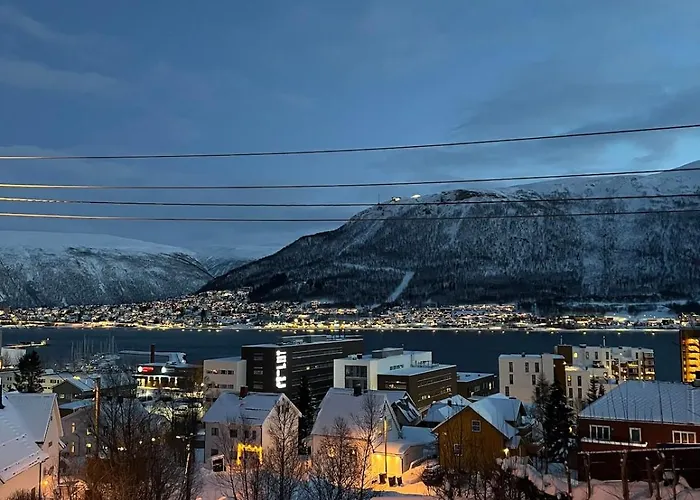 Aurora View With Free Parking Apartamento Tromsø