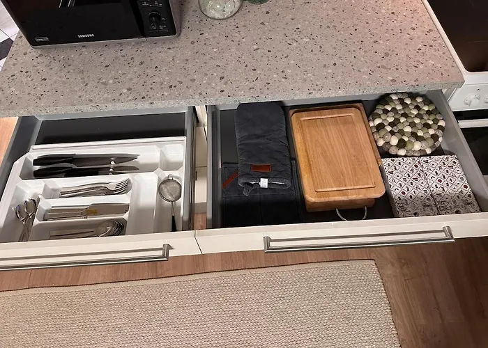 Aurora View With Free Parking *